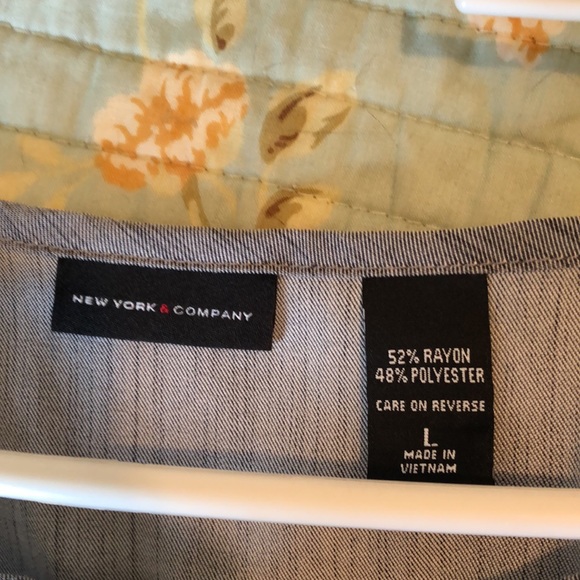 New York and company shift style dress - Picture 3 of 4